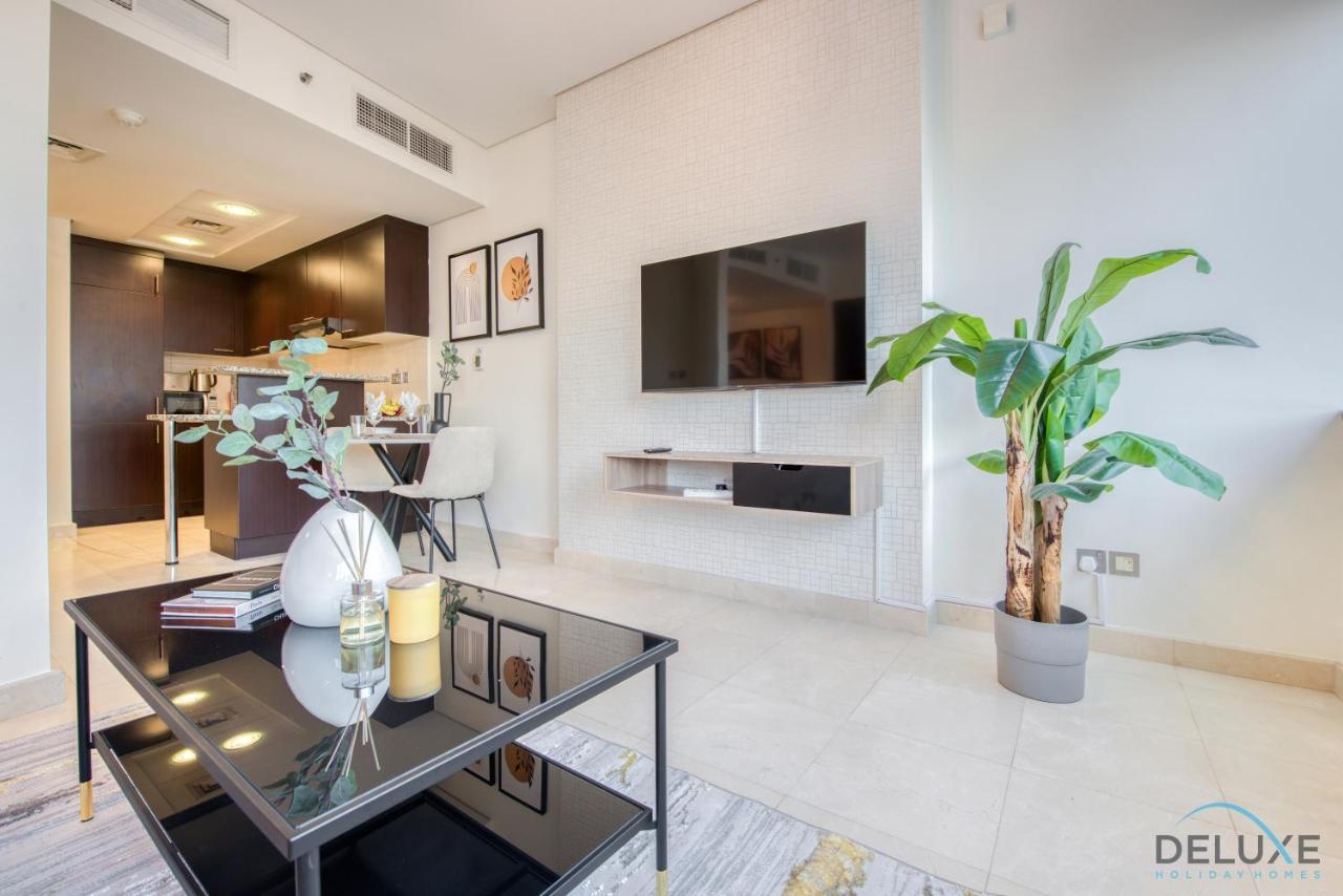 Unbeatable Rate Stylish 1Br With Balcony Near Metro By Deluxe Holiday Homes Dubai Exterior photo